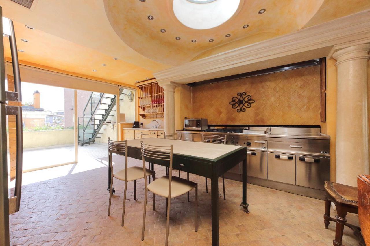 Suity I Penthouse With Two Terraces Рим Экстерьер фото